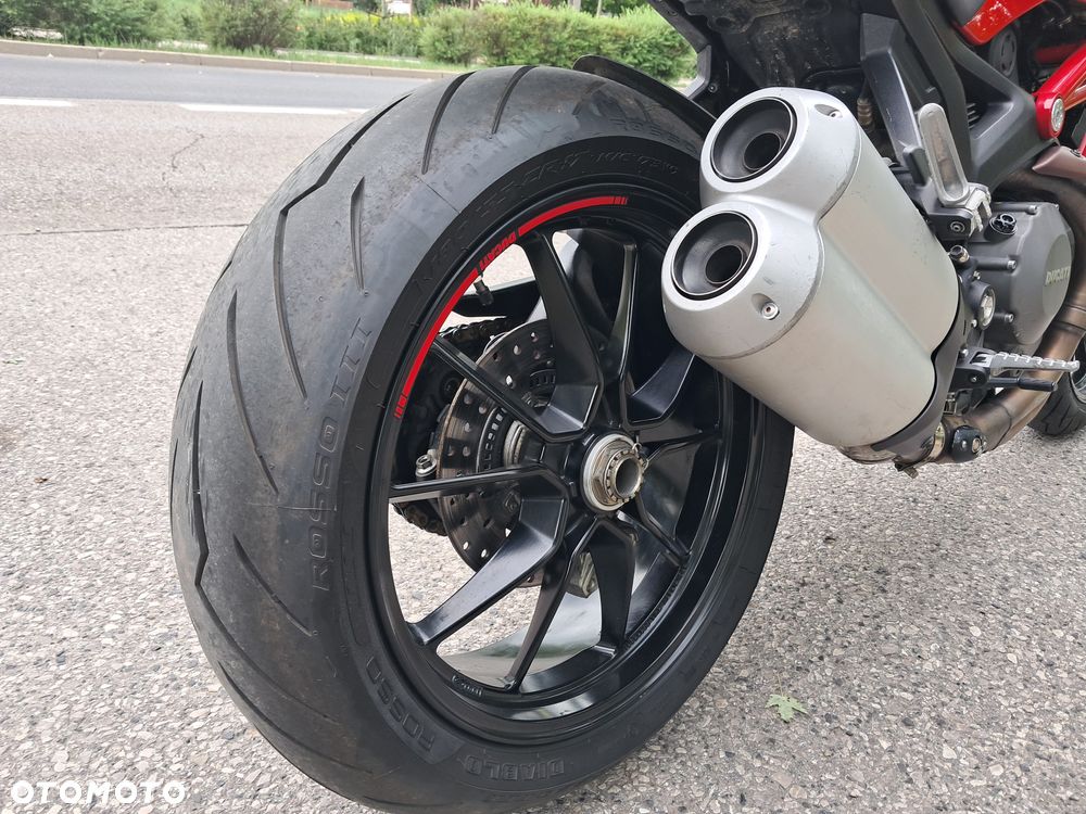 Ducati Monster - 15