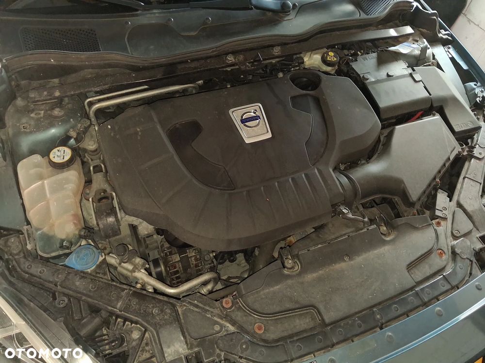 Volvo V40 D3 - 15