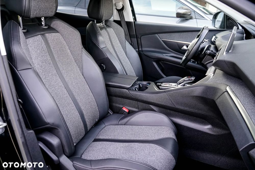Peugeot 3008 BlueHDi 130 Stop & Start EAT8 Allure - 24