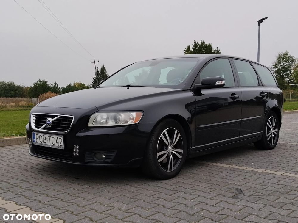 Volvo V50