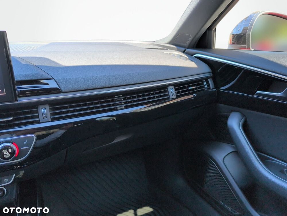 Audi A4 Limousine 35 TFSI mHEV S Line S tronic - 39