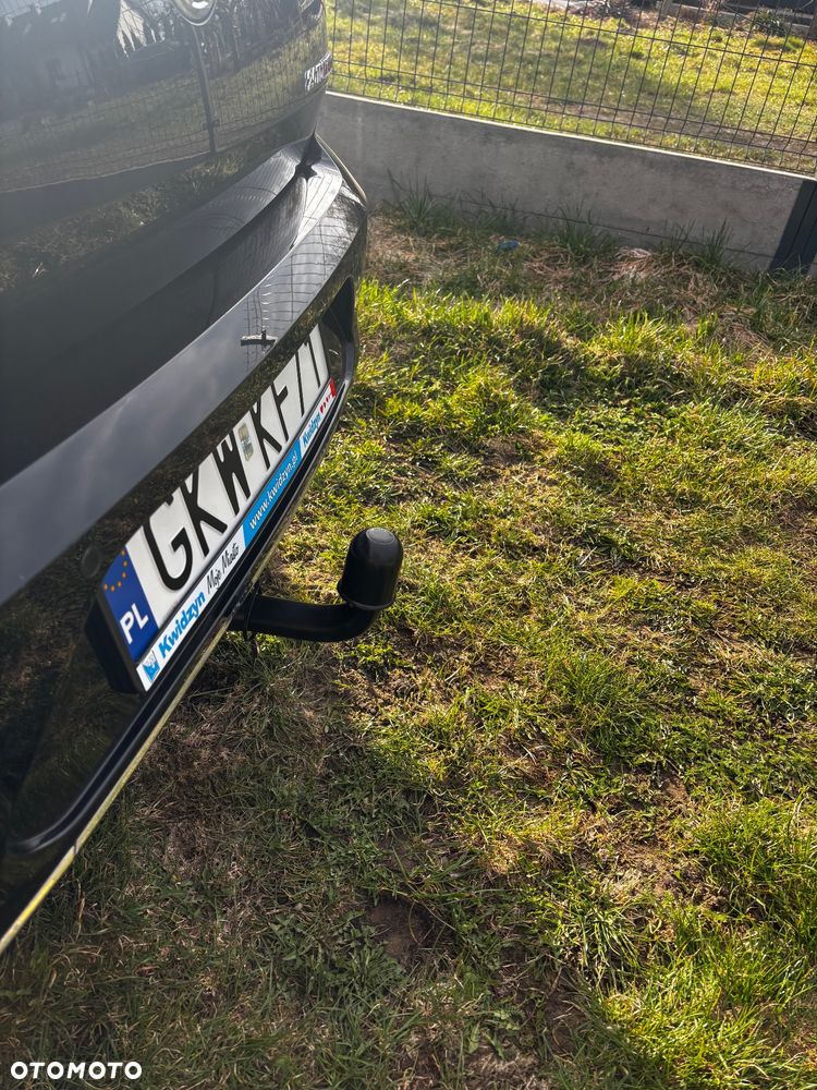 Volkswagen Passat - 24