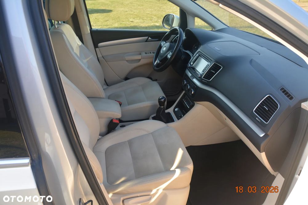 Volkswagen Sharan 2.0 TDI BlueMotion Technology Highline - 12