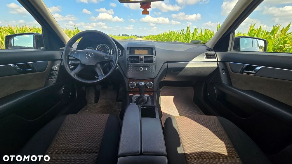 Mercedes-Benz Klasa C 200 CDI Classic - 15
