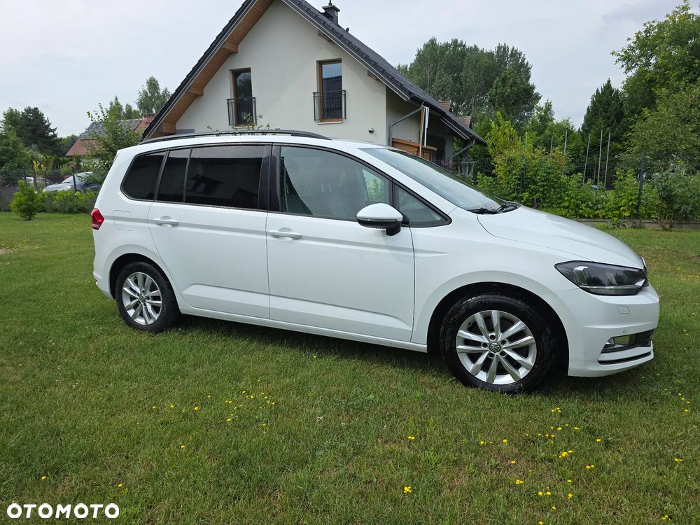 Volkswagen Touran 2.0 TDI SCR (BlueMotion Technology) Comfortline - 3
