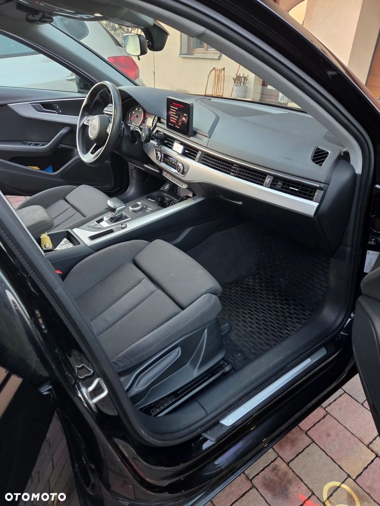 Audi A4 Avant 2.0 TDI Sport S tronic - 22