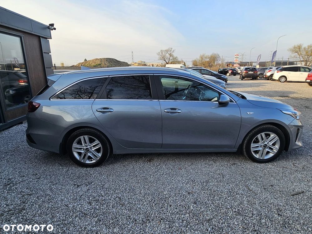 Kia Ceed 1.6 CRDi SCR L Business Line - 14