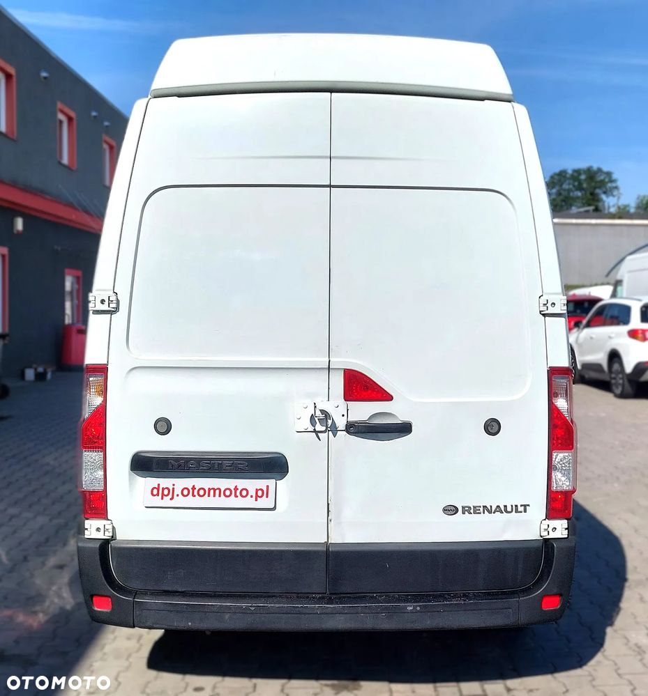 Renault Master III - 9