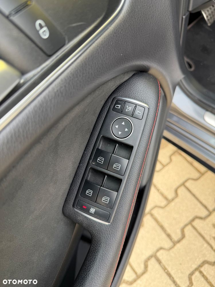 Mercedes-Benz Klasa B 200 (CDI) d 4Matic 7G-DCT AMG Line - 29