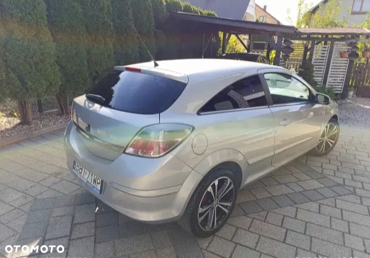 Opel Astra 1.9 CDTI DPF Cosmo - 2
