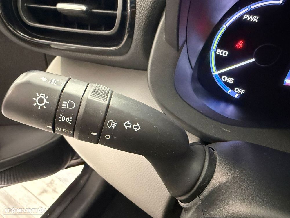 Toyota Yaris Cross 1.5 HDF Comfort Plus - 18