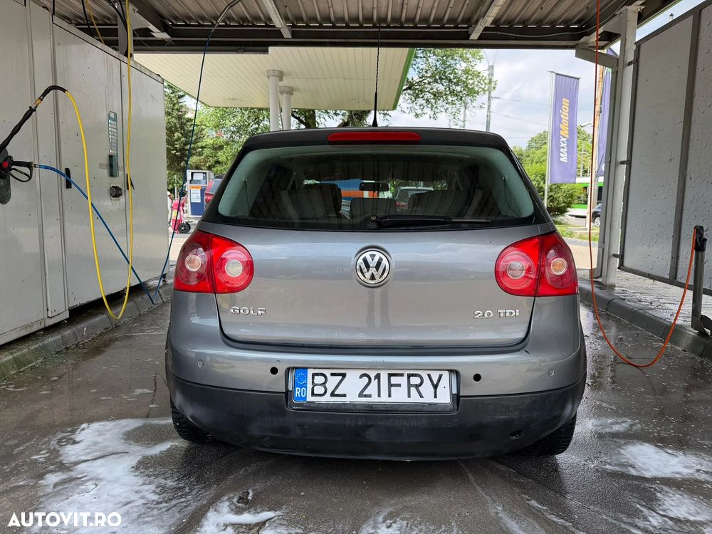 Volkswagen Golf 1.6 Highline - 6