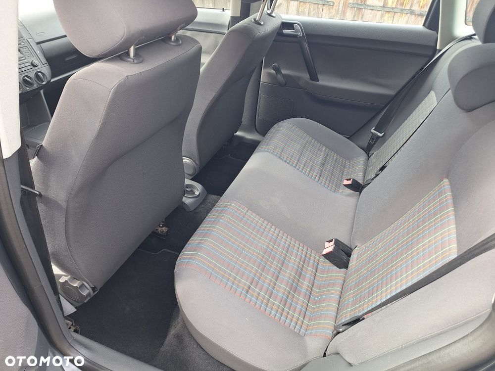 Volkswagen Polo - 6