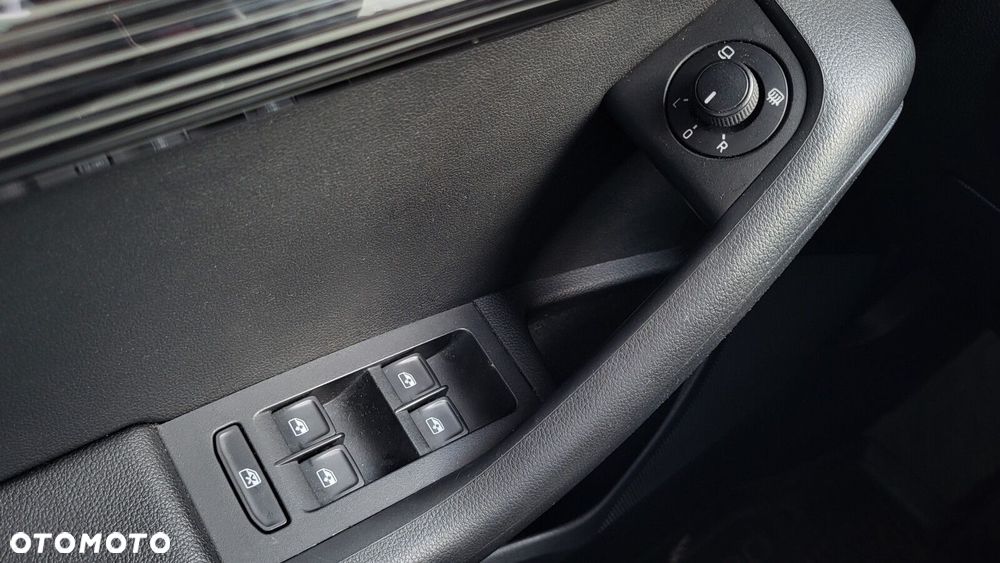 Skoda Octavia 2.0 TDI SCR Style DSG - 18