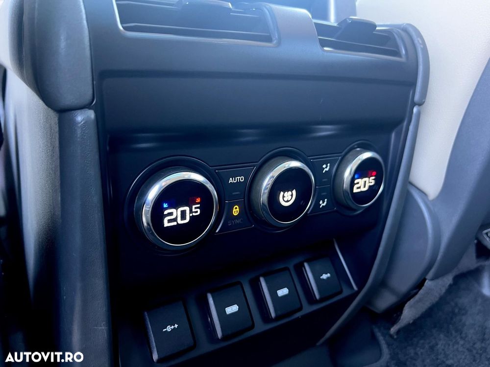 Land Rover Defender - 19