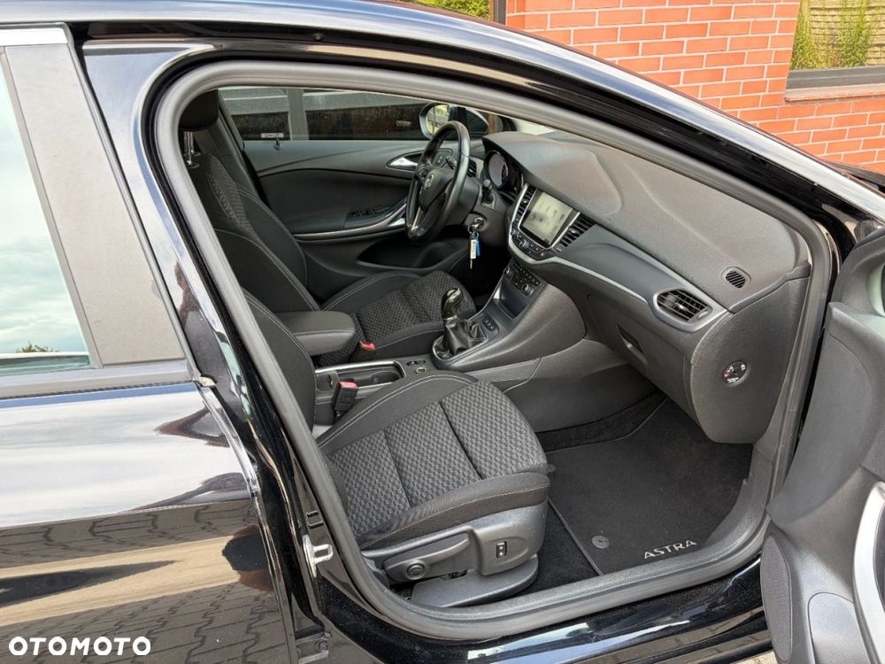 Opel Astra 1.6 CDTI Enjoy - 13