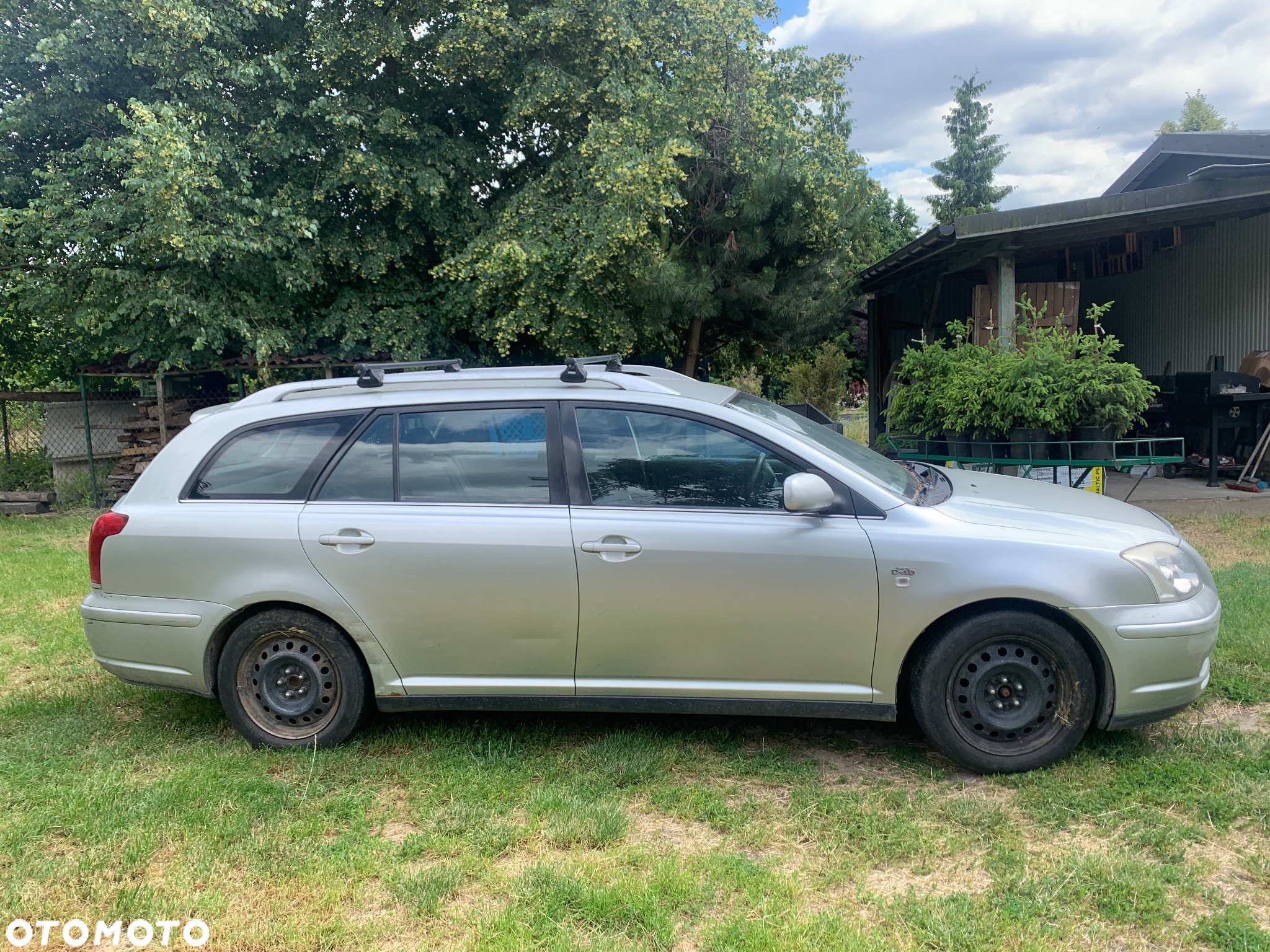 Toyota Avensis 2.0 D-4D Luna - 2