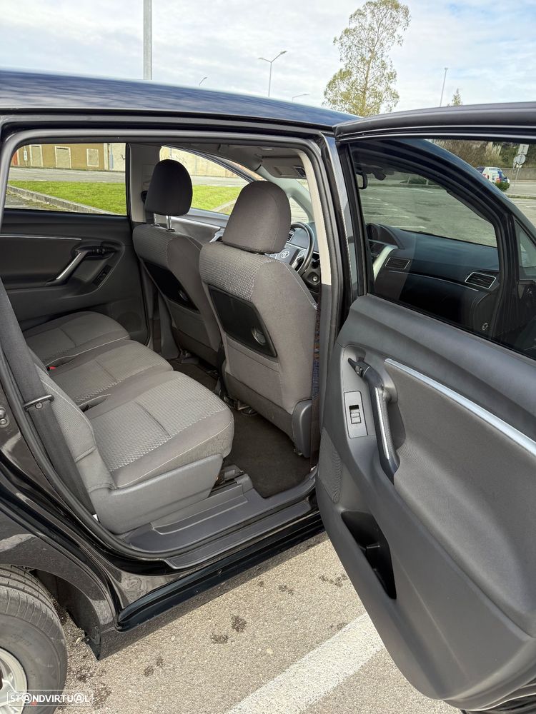 Toyota Verso 1.6 D-4D Comfort - 13