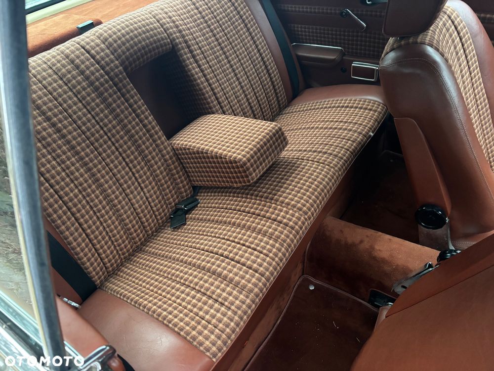 Mercedes-Benz SLC - 6