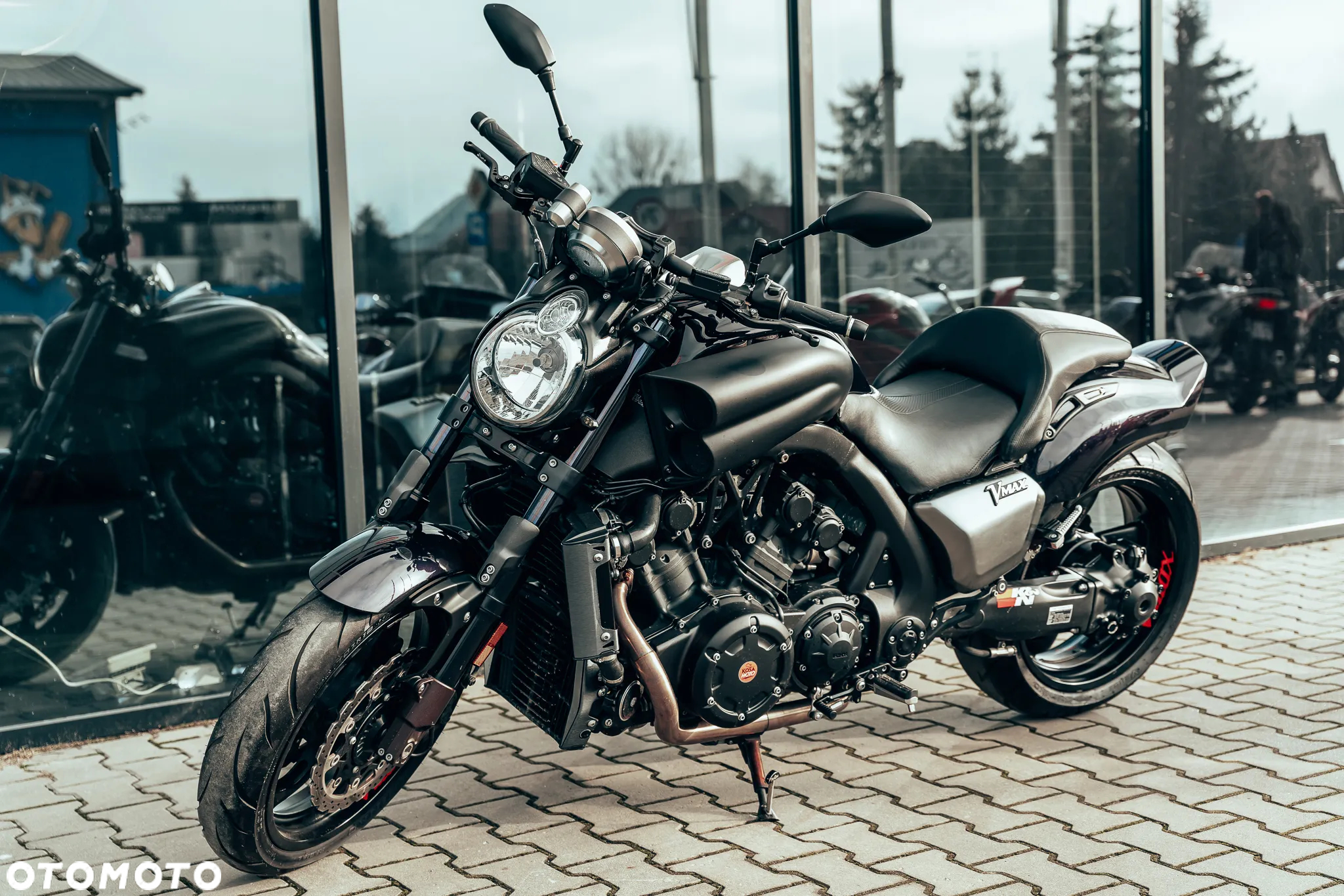 Yamaha V-MAX - 3