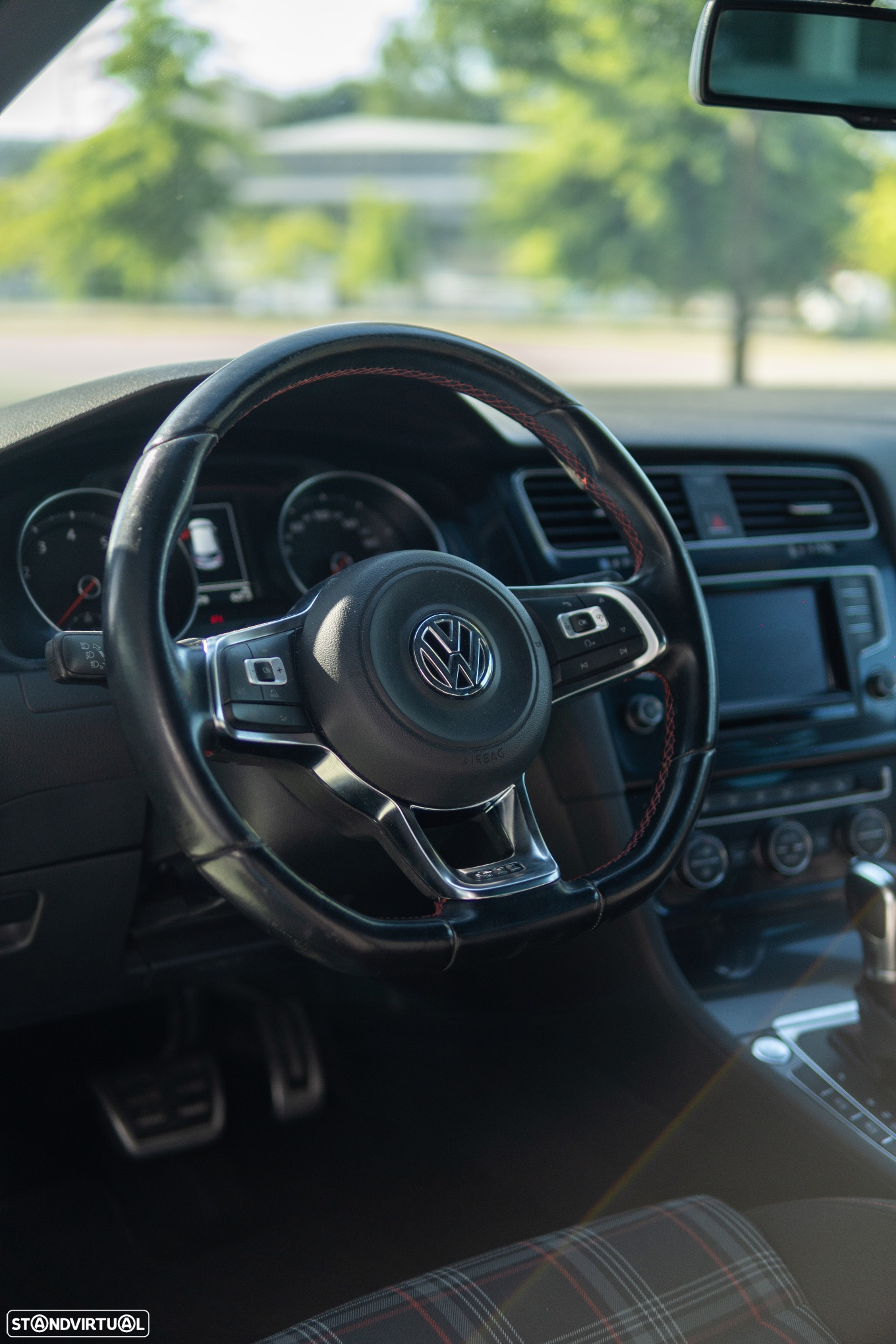 VW Golf 2.0 TSi GTi DSG - 10