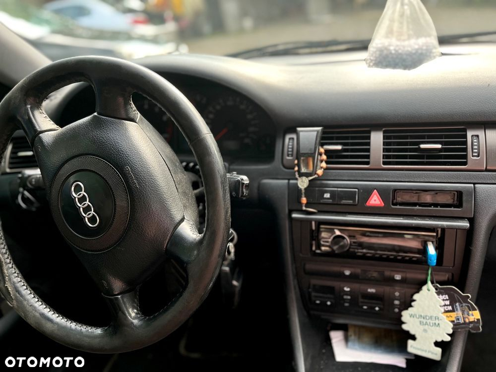 Audi A6 - 12