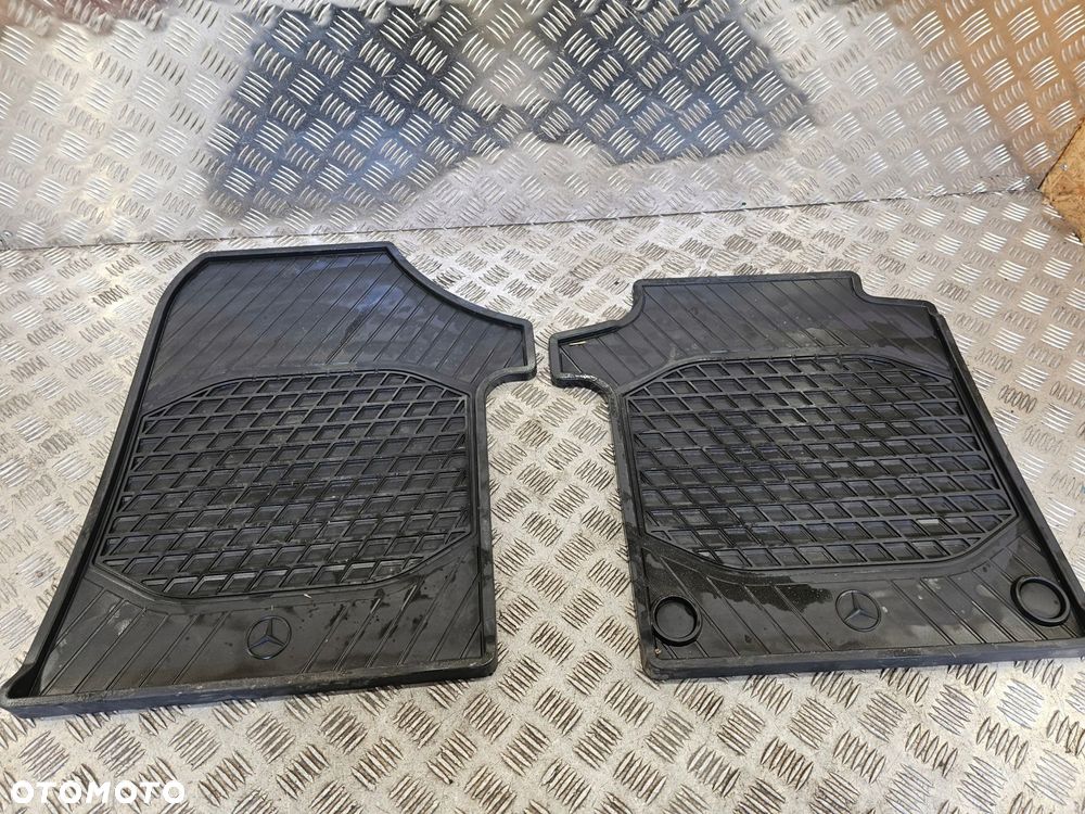 dywaniki chodniczki gumowe europa a4476805505 mercedes vito iii w447 25r - 1