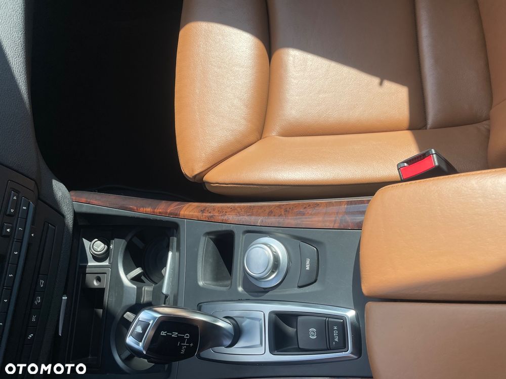 BMW X5 xDrive35d - 33