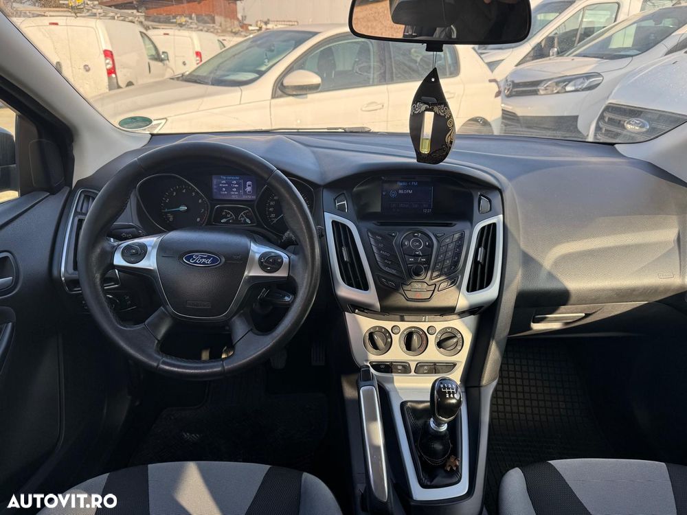 Ford Focus 1.0 EcoBoost Start Stop Titanium - 11