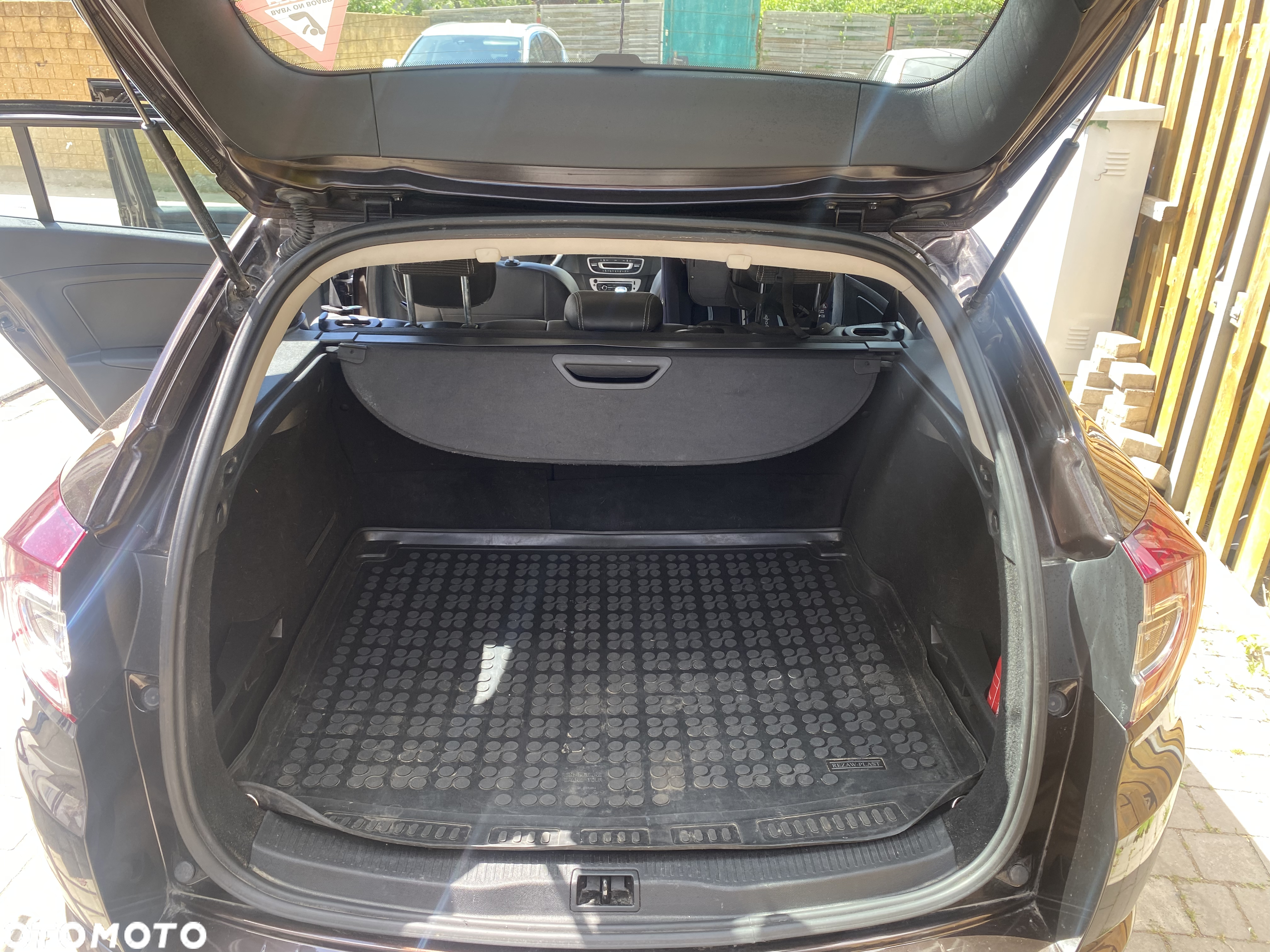 Renault Megane 1.5 dCi GT Line EDC - 10