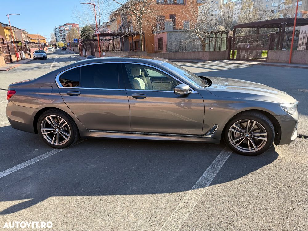 BMW Seria 7 740d xDrive - 14