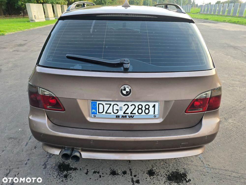 BMW Seria 5 525d - 7