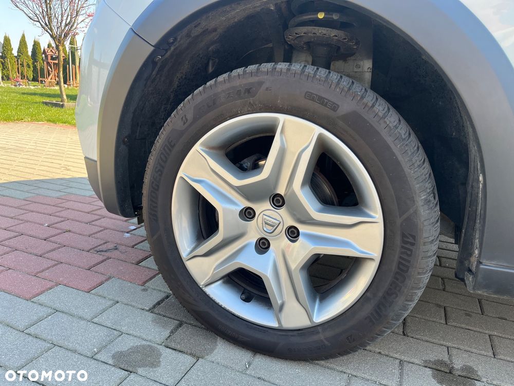 Dacia Logan dCi 90 S&S Stepway Celebration - 18