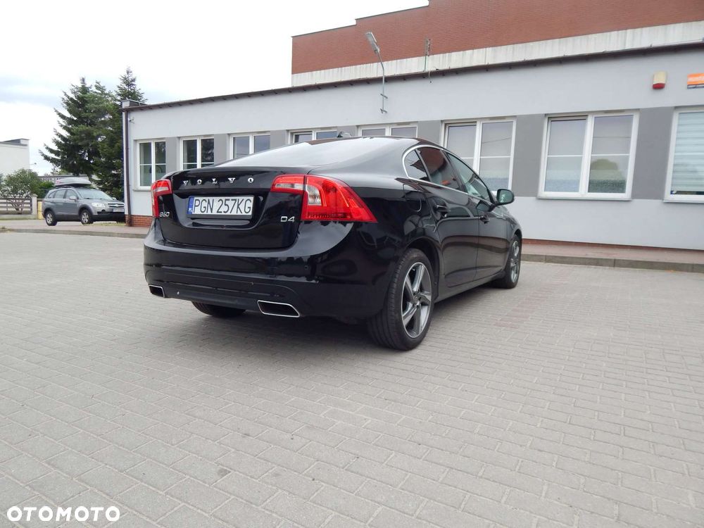 Volvo S60 D4 Drive-E Momentum - 6