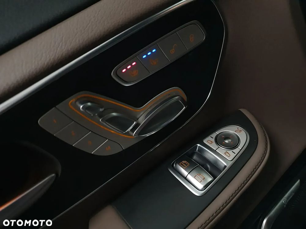 Mercedes-Benz Klasa V 300 d 4-Matic 9G-Tronic (ekstra d³) - 25