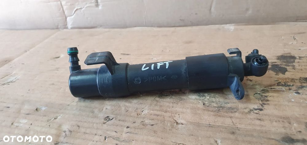 Spryskiwacz lampy Xenon prawy przód Mercedes E-Klasa W211 A2118601647 - 5