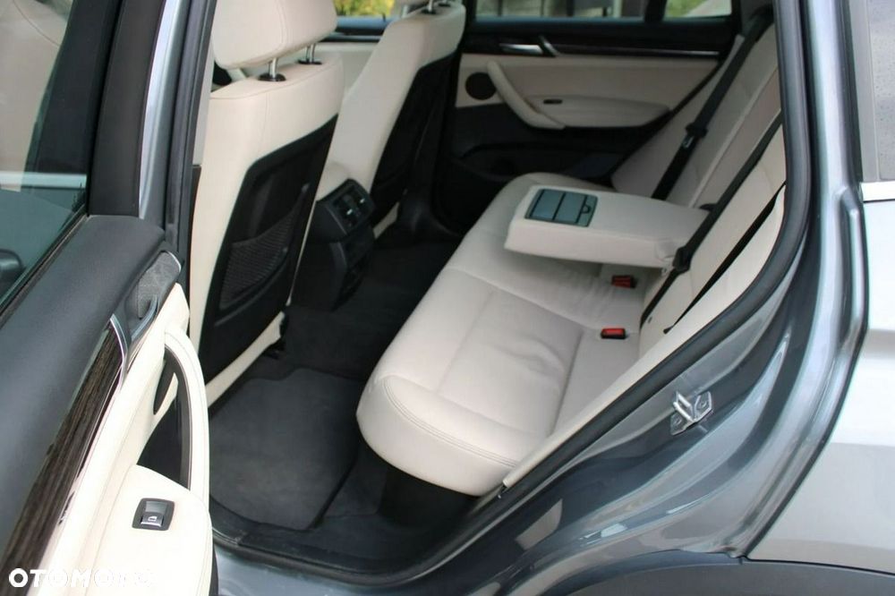 BMW X3 xDrive20d xLine - 34