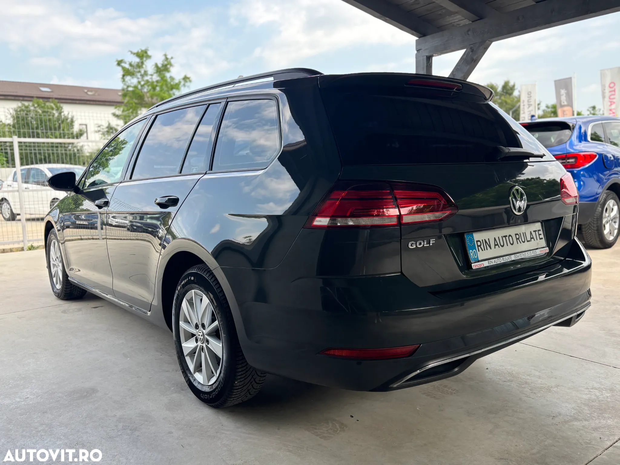 Volkswagen Golf 1.6 TDI Trendline - 8