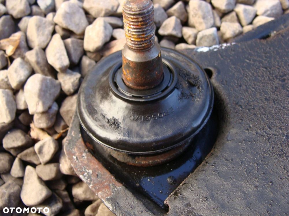 wahacz górny prawy mitsubishi eclipse 2g - 3