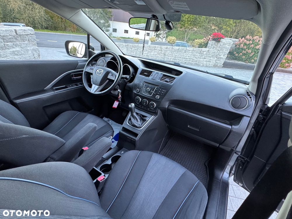 Mazda 5 - 7