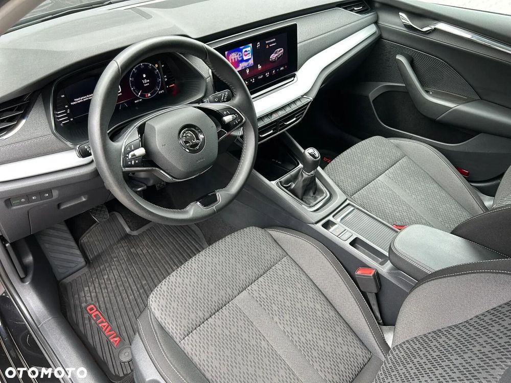 Skoda Octavia 1.5 TSI ACT Style - 8