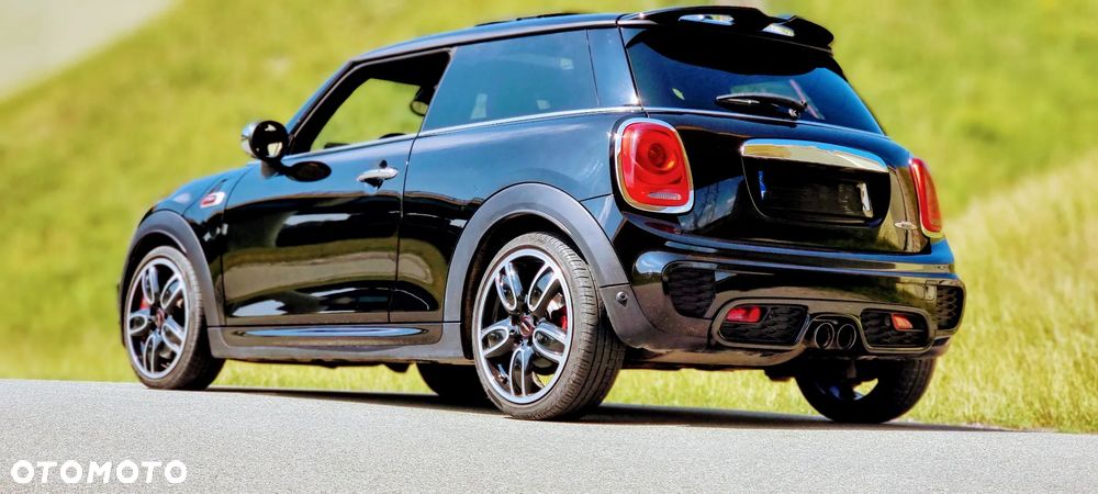 MINI John Cooper Works - 4