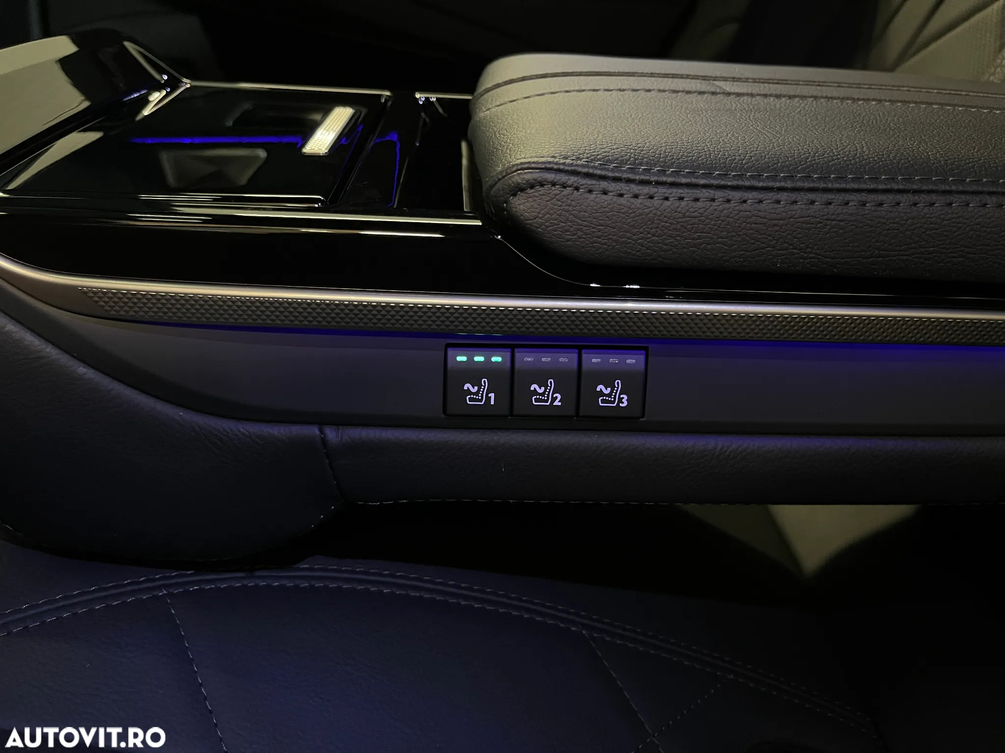 DS Automobiles DS 9 DS9 1.6 PHeV EAT8 Rivoli + - 30