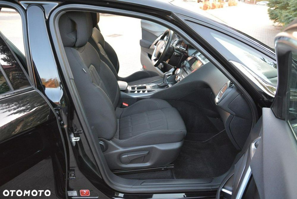 Citroën DS5 2.0 BlueHDi SoChic - 16