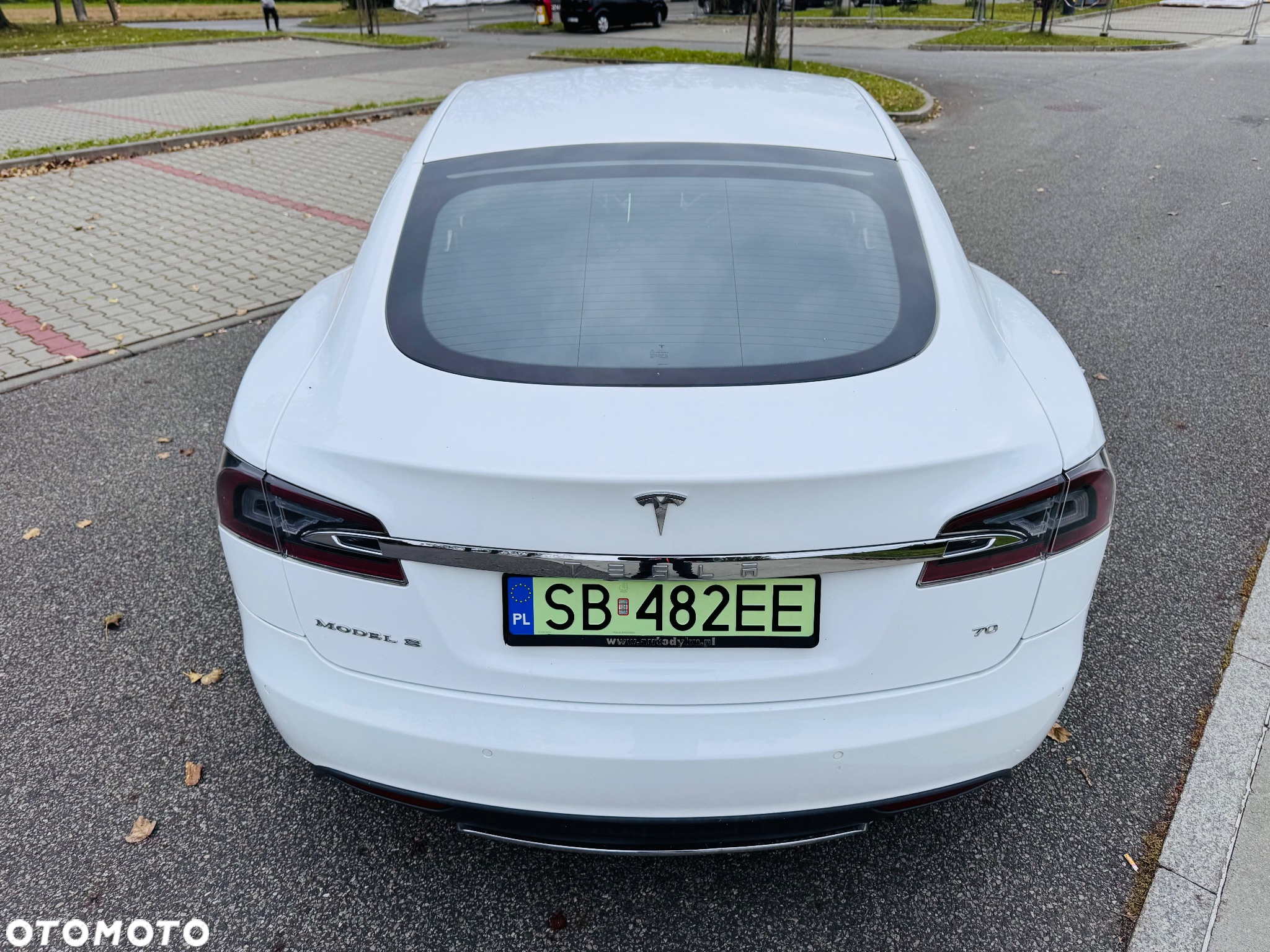 Tesla Model S Standard - 12