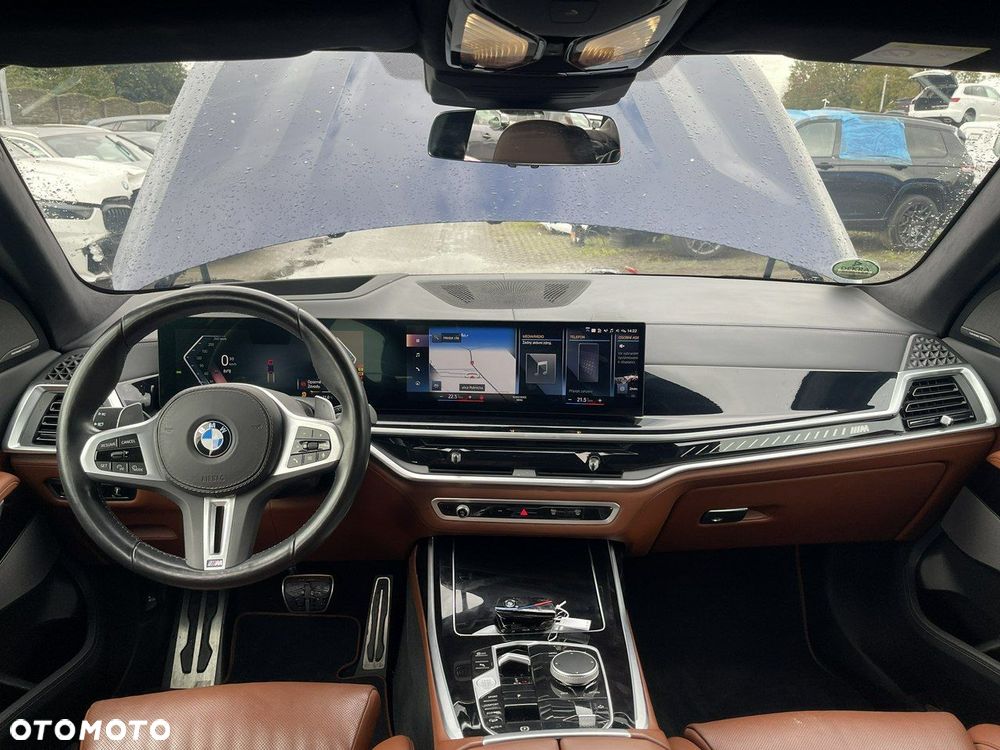 BMW X7 M60i xDrive - 9