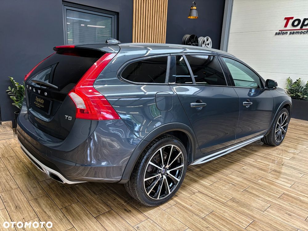 Volvo V60 Cross Country T5 Geartronic Summum - 7