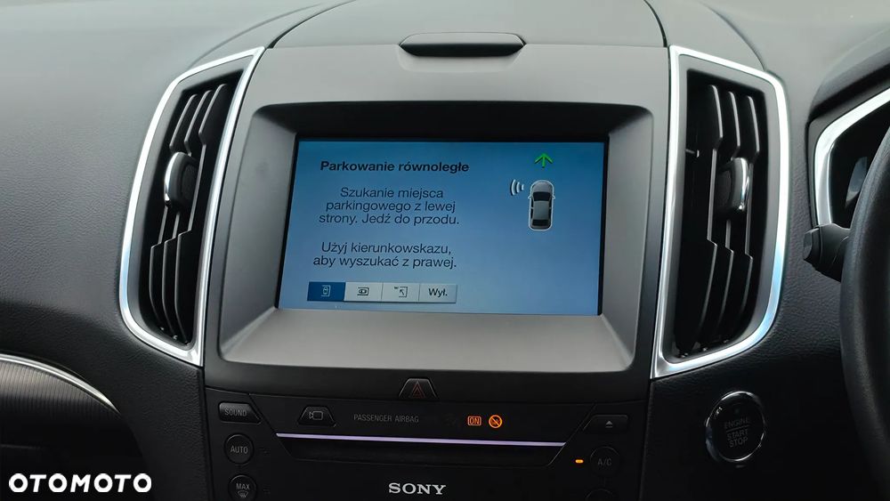 Ford Edge 2.0 TDCi 4x4 Titanium - 26