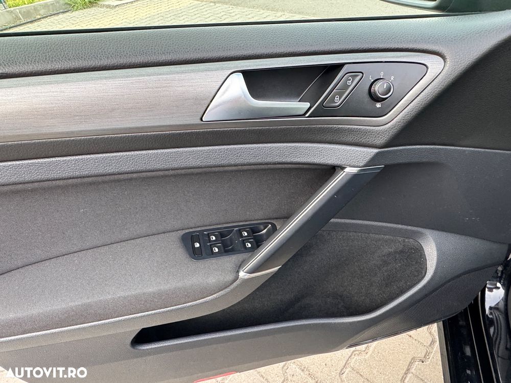 Volkswagen Golf 2.0 BlueTDI DSG Comfortline - 20