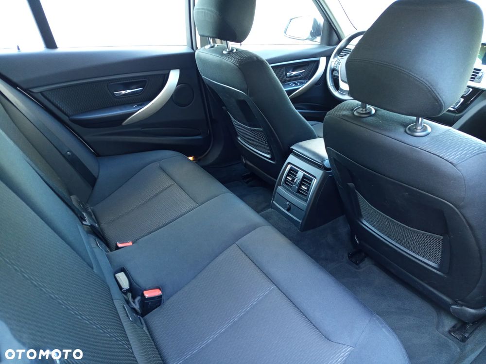 BMW Seria 3 - 19
